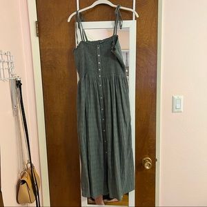 Aerie green midi dress w/ front slit and pockets, bow straps